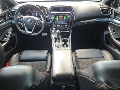 Used 2021 Nissan Maxima SR w/ Sport Mat Group FWD image 16