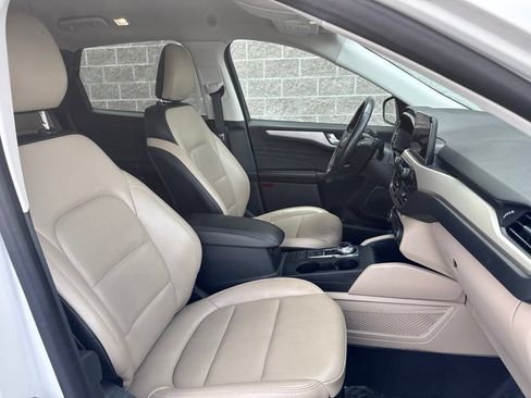 Used 2021 Ford Escape SEL AWD/4WD image 35