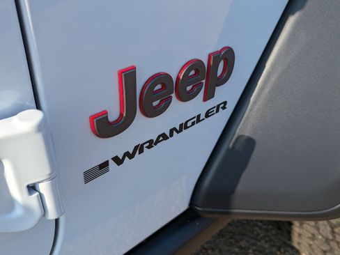 New 2026 Jeep Wrangler Unlimited Rubicon image 23