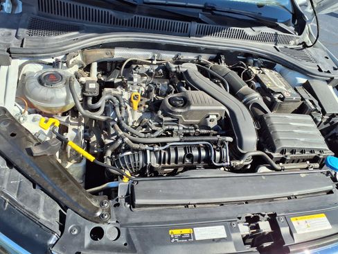 Used 2022 Volkswagen Jetta SEL FWD image 32