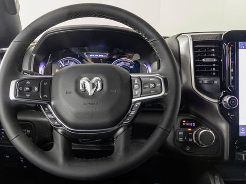New 2026 RAM 1500 4x4 Crew Cab image 28