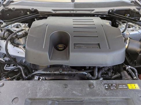 Used 2024 Land Rover Defender 110 S image 25