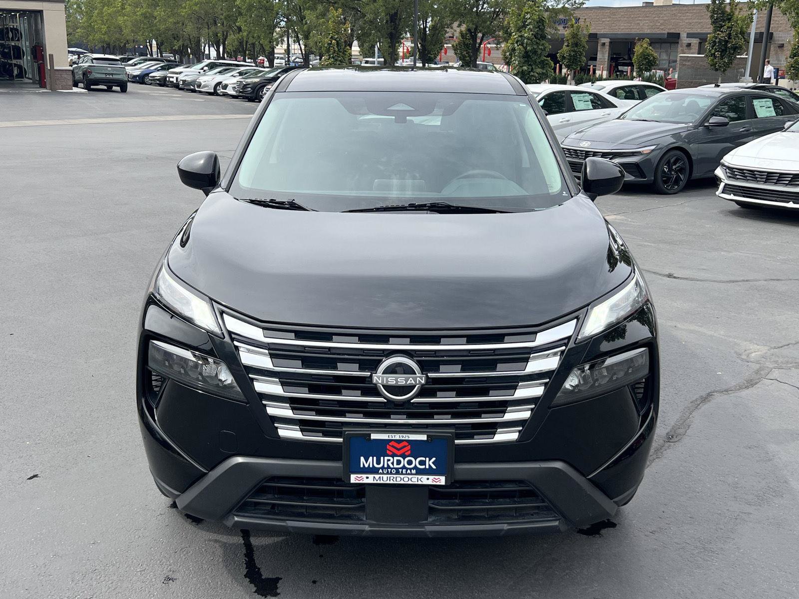 Used 2025 Nissan Rogue SV AWD/4WD image 11