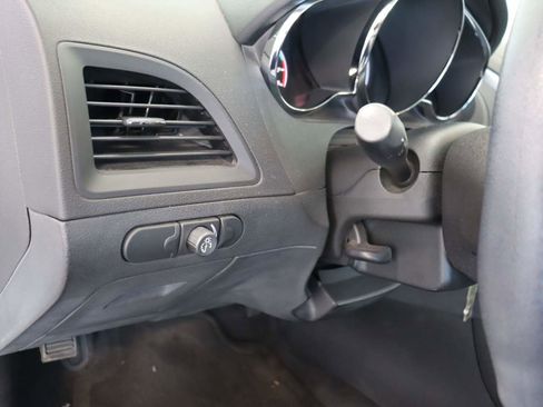 Used 2009 Chevrolet Malibu LT FWD image 12