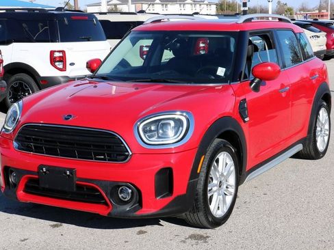 Used 2022 MINI Cooper Countryman image 2