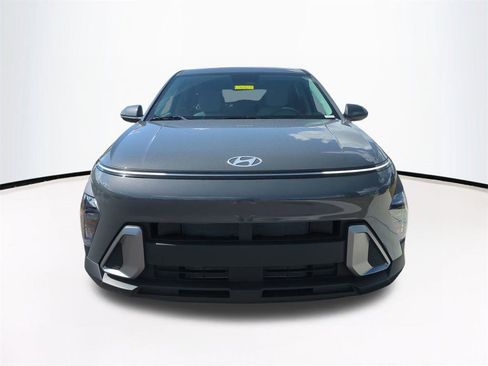New 2026 Hyundai Kona SE image 3