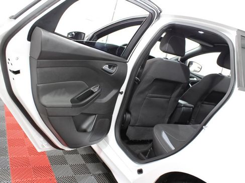 Used 2018 Ford Focus ST FWD image 20
