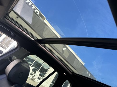 Used 2019 BMW X5 xDrive40i w/ Premium Package 2 image 11