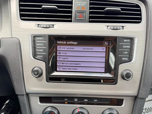 Used 2015 Volkswagen Golf S FWD image 56