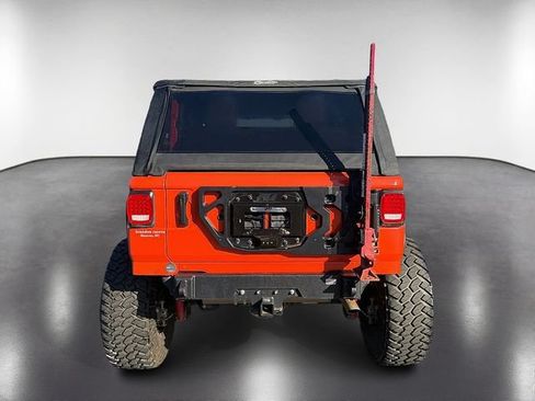 Used 2023 Jeep Wrangler Rubicon w/ Steel Bumper Group AWD/4WD image 7