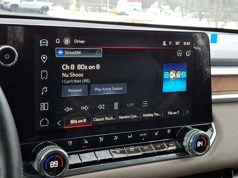 Certified 2025 GMC Canyon Denali image 17