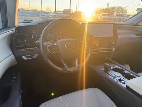 Used 2024 Lexus RX 350 Premium image 5