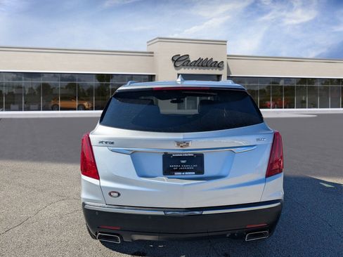 Used 2017 Cadillac XT5 Luxury image 4