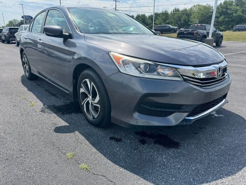 Used 2016 Honda Accord LX image 7