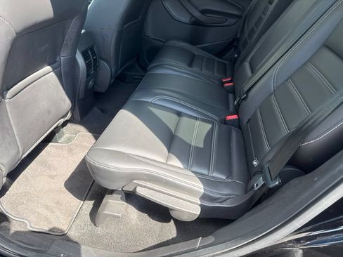 Used 2019 Ford Escape SEL FWD image 6