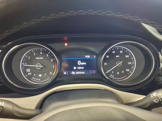 Used 2023 Buick Encore GX Essence w/ Experience Buick Package FWD image 17
