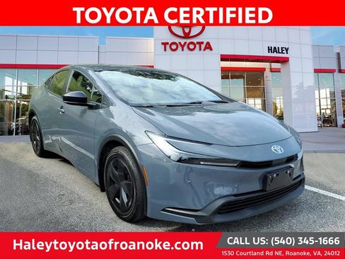 Certified 2026 Toyota Prius LE FWD image 1