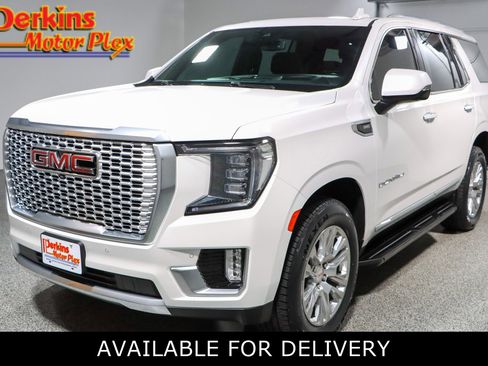 Used 2023 GMC Yukon Denali AWD/4WD image 1