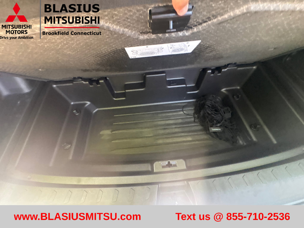 Used 2021 Chevrolet Traverse High Country w/ LPO, Floor Liner Package AWD/4WD image 43