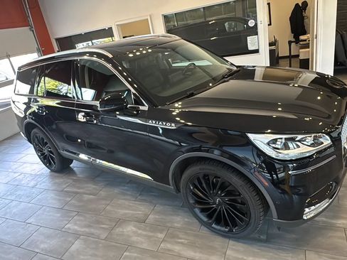 Used 2020 Lincoln Aviator Reserve w/ Equipment Group 202A AWD/4WD image 12