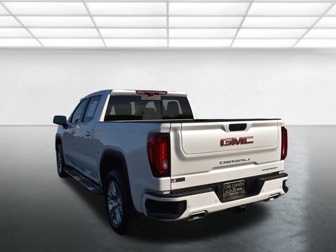 Used 2024 GMC Sierra 1500 Denali w/ Technology Package AWD/4WD image 10