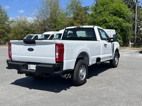 New 2025 Ford F250 XL w/ F-250 >10K GVWR Package RWD image 5