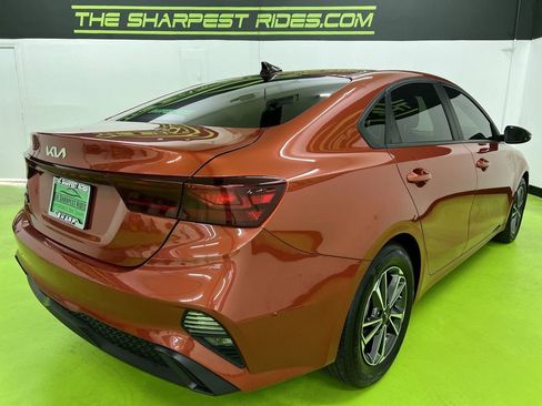 Used 2023 Kia Forte LXS w/ LXS Technology Package FWD image 10