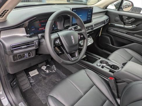 New 2025 Lincoln Corsair FWD w/ Equipment Group 101A image 7