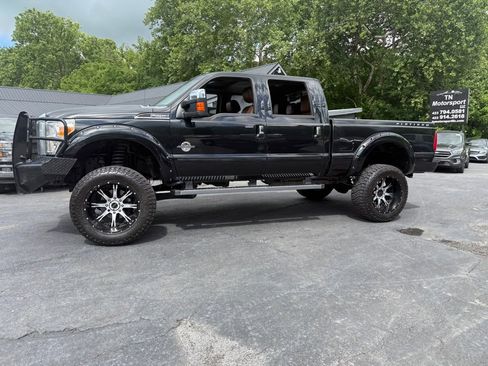 Used 2015 Ford F250 Platinum w/ FX4 Off-Road Package image 25
