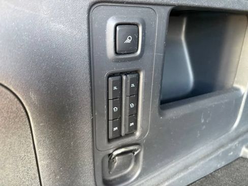 Certified 2025 Ford Expedition Active AWD/4WD image 40