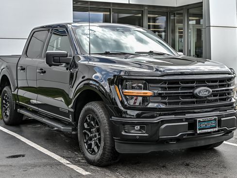 Used 2024 Ford F150 XLT w/ Equipment Group 302A MID AWD/4WD image 10