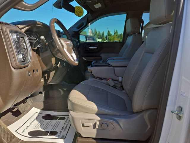 Used 2022 GMC Sierra 1500 SLT w/ Driver Alert Package II AWD/4WD image 2