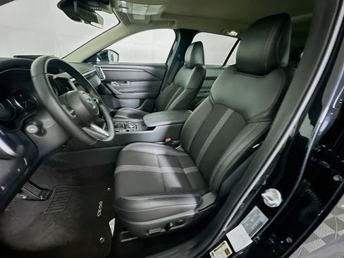 Used 2025 MAZDA CX-50 AWD 2.5 S w/ Premium Package image 13