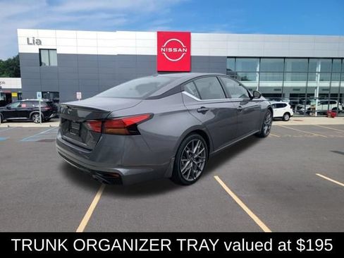 Certified 2024 Nissan Altima 2.0 SR FWD image 7