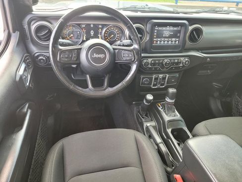 Used 2020 Jeep Wrangler Unlimited Sport AWD/4WD image 13