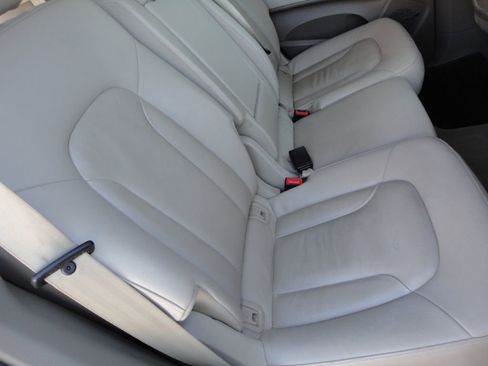 Used 2014 Audi Q7 TDI Premium Plus w/ Premium Plus Package image 11