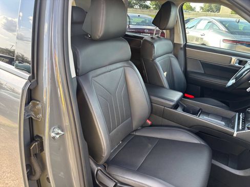 Used 2024 Hyundai Santa Fe SEL AWD/4WD image 38