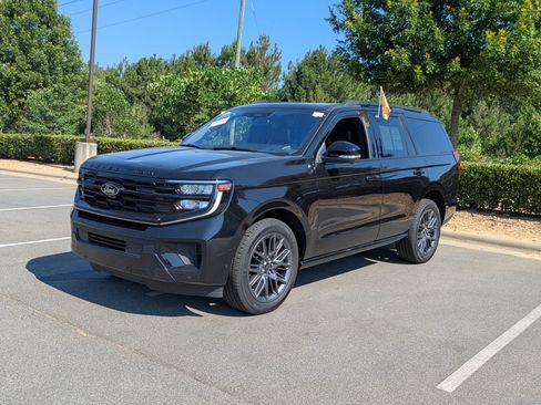 Certified 2025 Ford Expedition Platinum w/ Stealth Performance Package AWD/4WD image 8