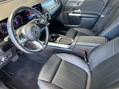 Certified 2025 Mercedes-Benz GLA 250 image 11