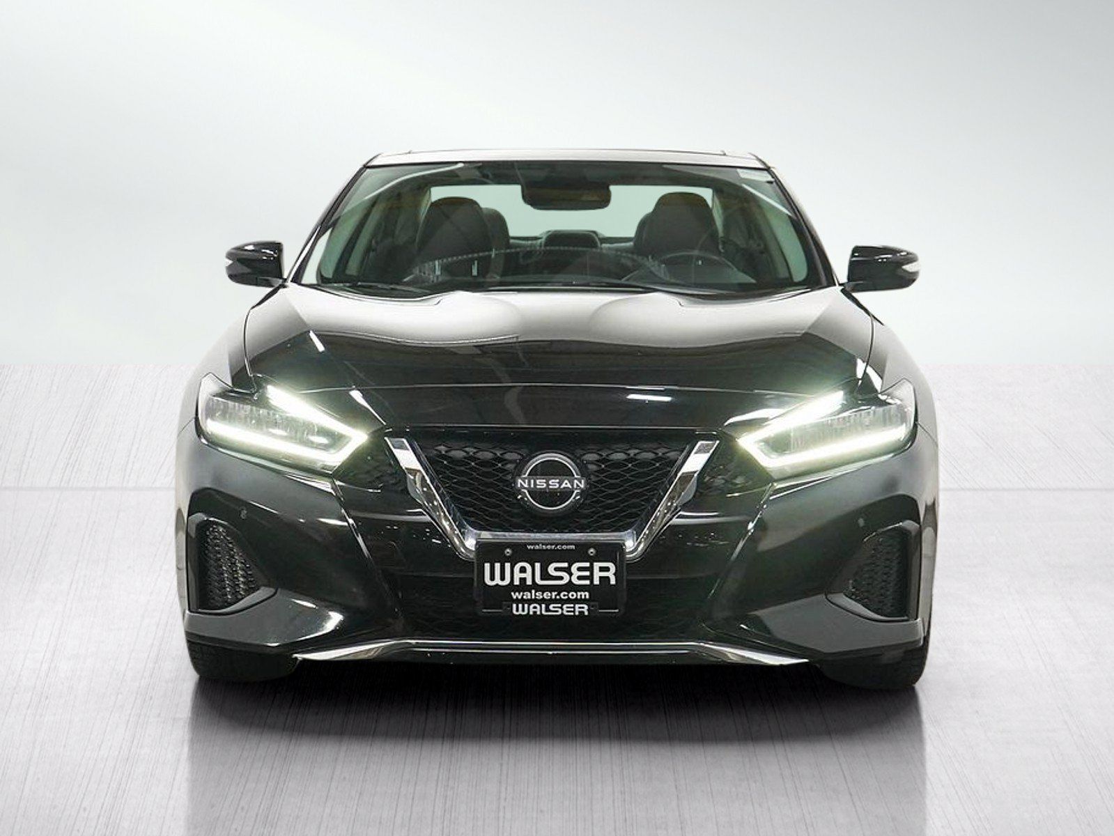 Used 2023 Nissan Maxima SL FWD image 8