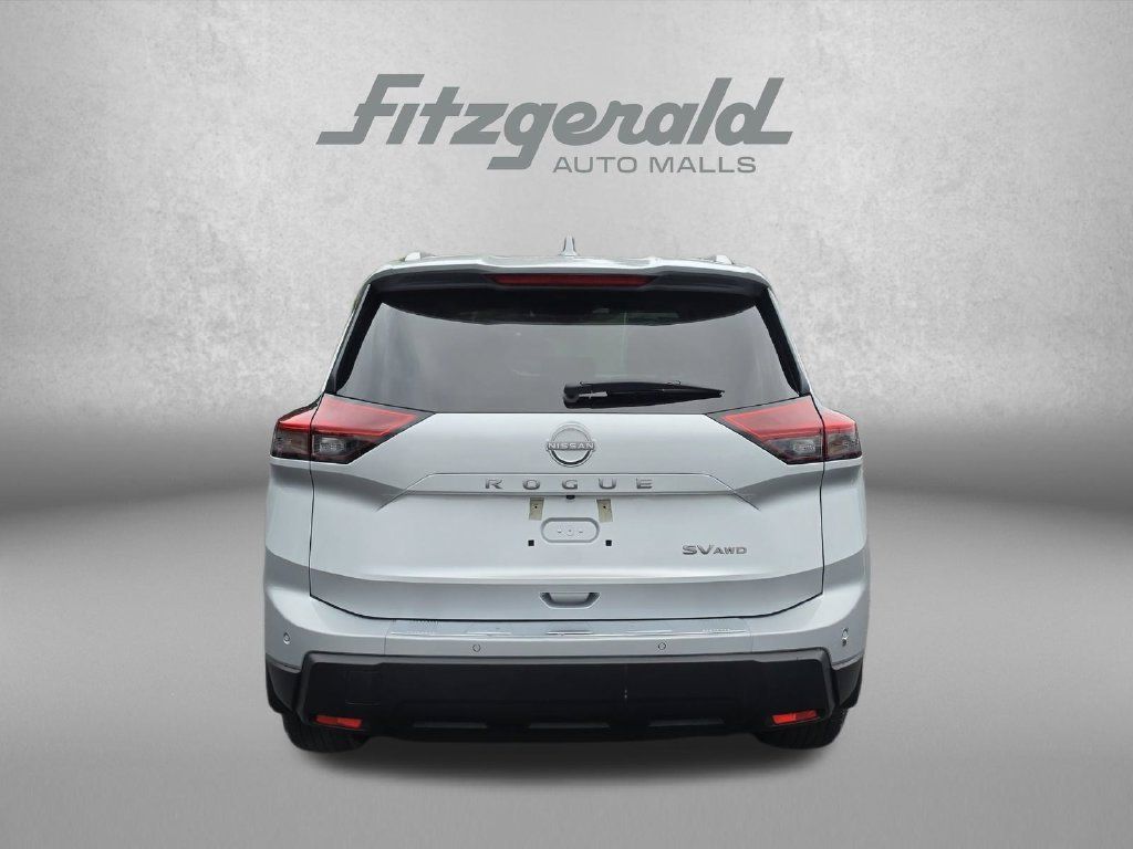Used 2024 Nissan Rogue SV w/ SV Premium Package AWD/4WD image 7