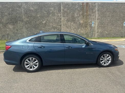 Used 2025 Chevrolet Malibu LT FWD image 8