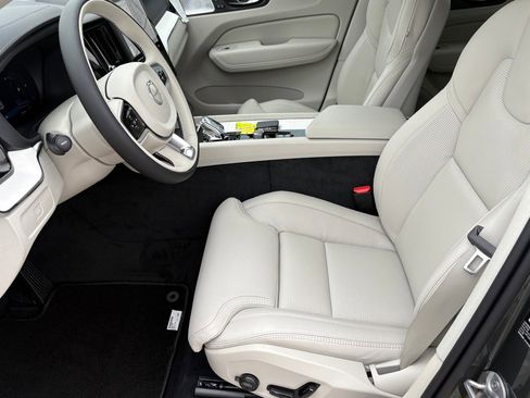 New 2026 Volvo XC60 B5 Ultra w/ Protection Package Premier image 20