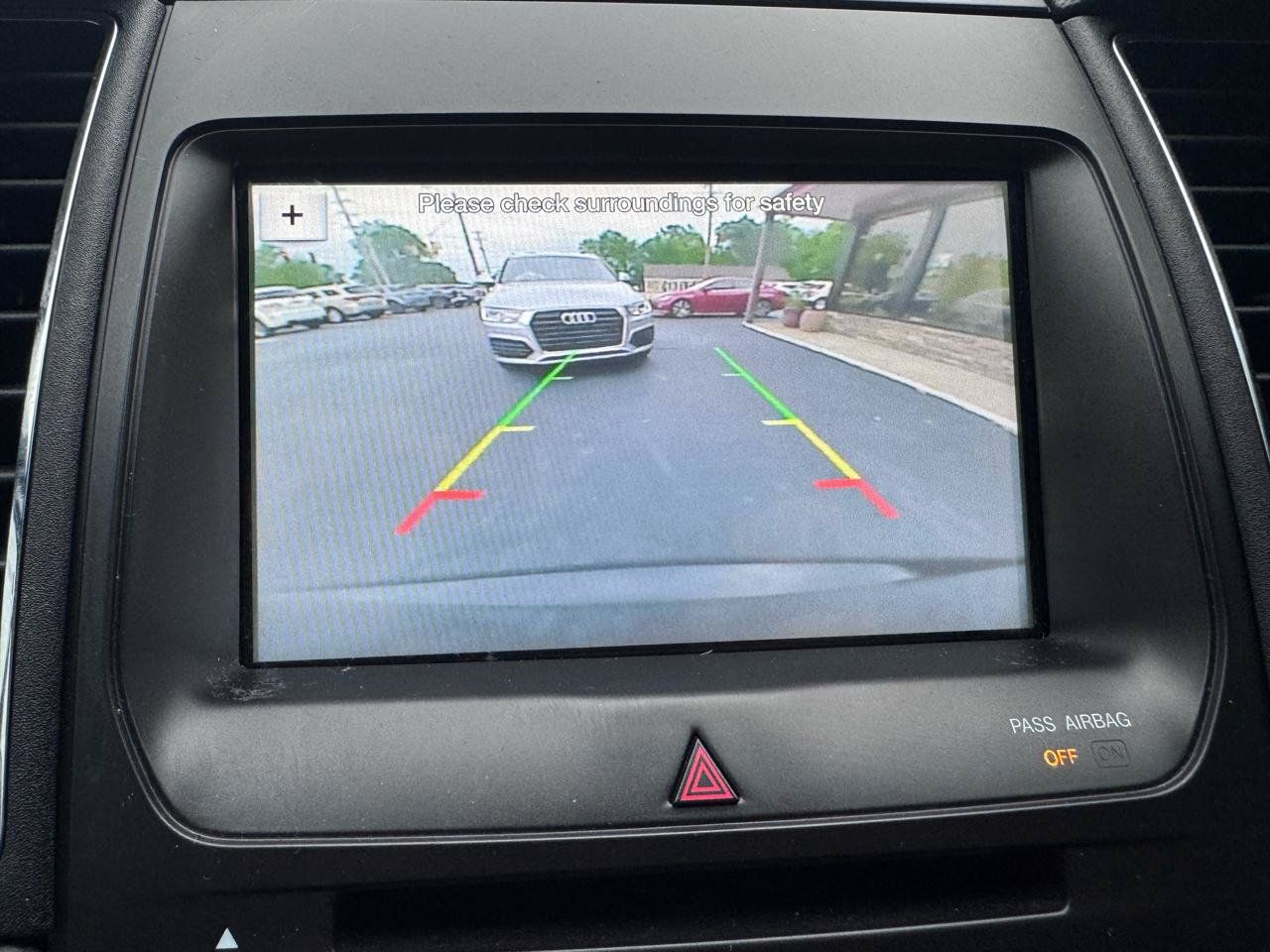 Used 2018 Ford Taurus SEL w/ Equipment Group 201A FWD image 8