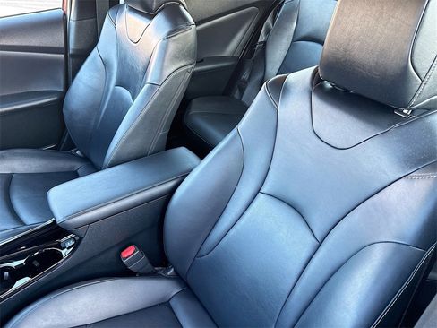 Used 2020 Toyota Prius Prime Limited image 21