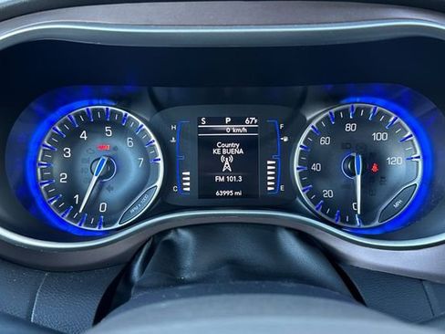 Certified 2023 Chrysler Voyager LX image 25