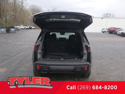 New 2026 Jeep Cherokee Limited AWD/4WD image 17