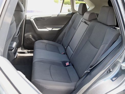 Used 2019 Toyota RAV4 LE w/ All Weather Liner Package AWD/4WD image 27