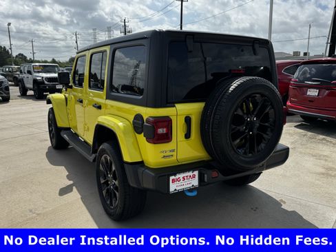 Used 2023 Jeep Wrangler Unlimited Sahara AWD/4WD image 8