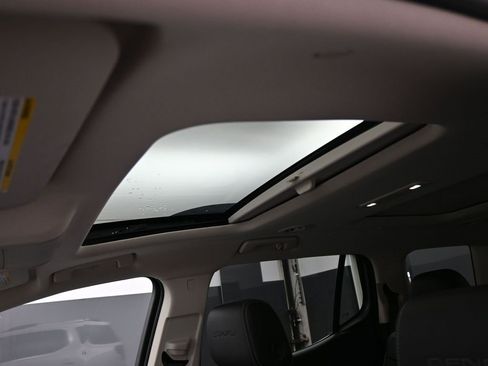 Used 2023 GMC Acadia Denali w/ Denali Ultimate Package image 20